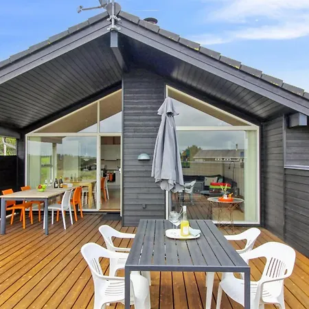 Alma - 500m From The Sea By Interhome Feriehus